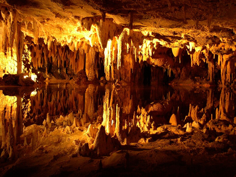 Damlataş Cave (Alanya)